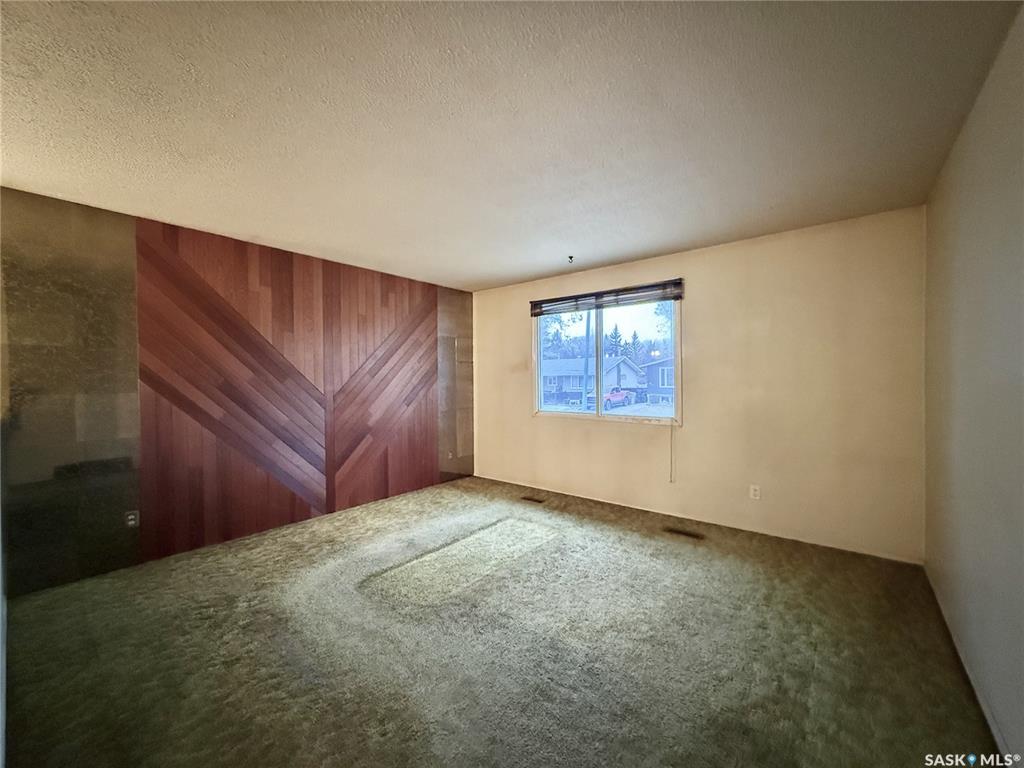 Fourth View of 83 Young Crescent, Glencairn, Regina, Saskatchewan, S4N 4K9