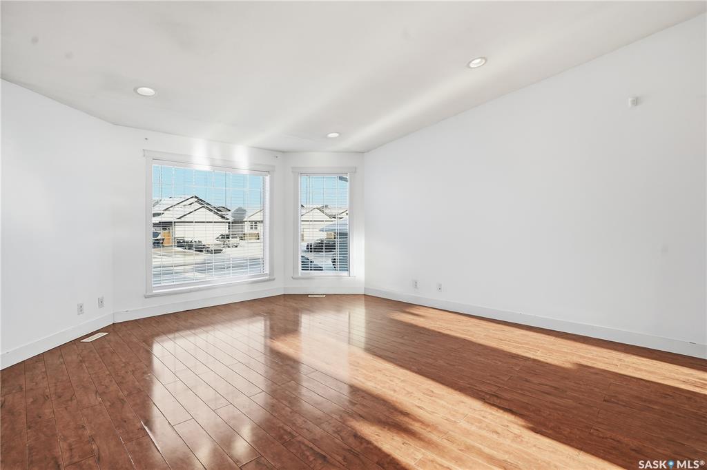 Fifth View of 339 West Hampton Boulevard, Hampton Village, Saskatoon, Saskatchewan, S7R 0B5