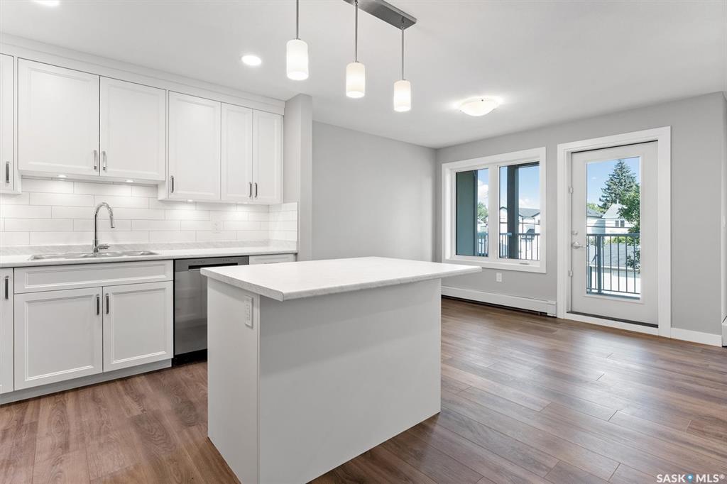 Second View of 318 108th Street W #202, Sutherland, Saskatoon, Saskatchewan, S7N 1P8