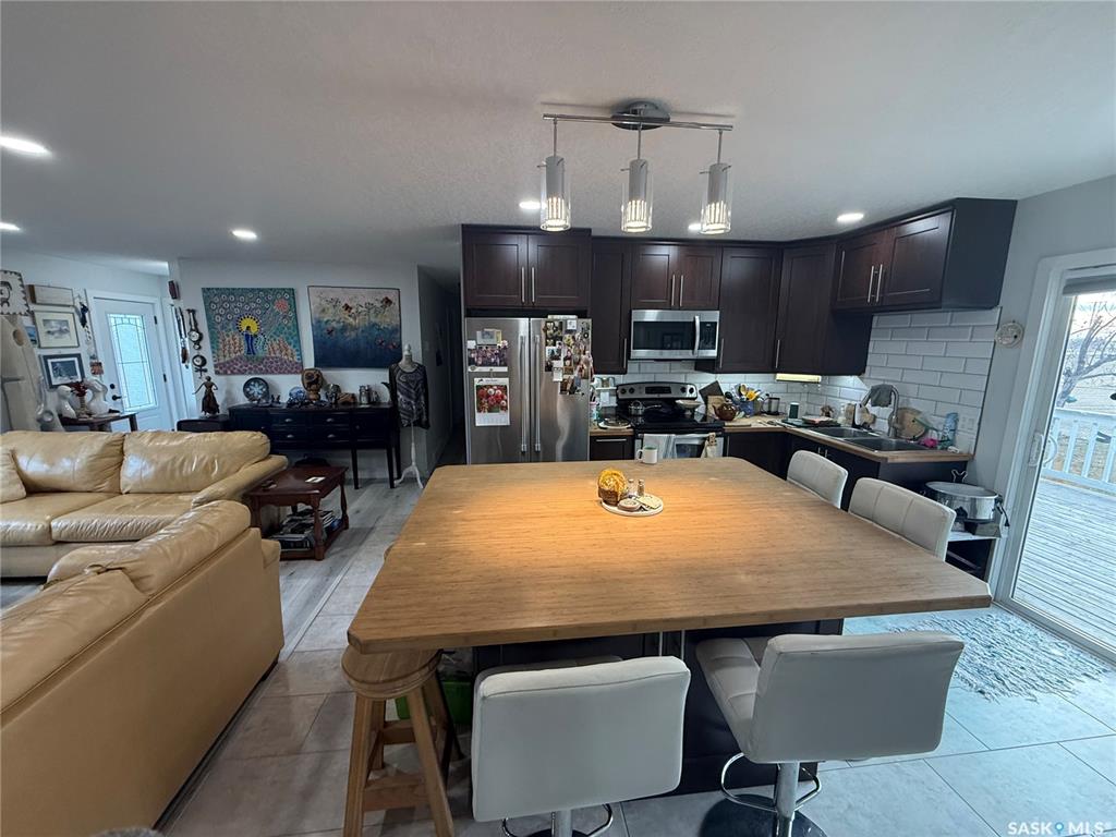 Fourth View of 1 Souris Avenue, Redvers, Saskatchewan, S0C 2H0