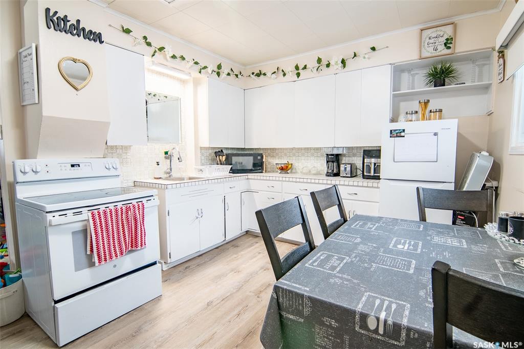 Third View of 625 7th Street E, East Flat, Prince Albert, Saskatchewan, S6V 0S7