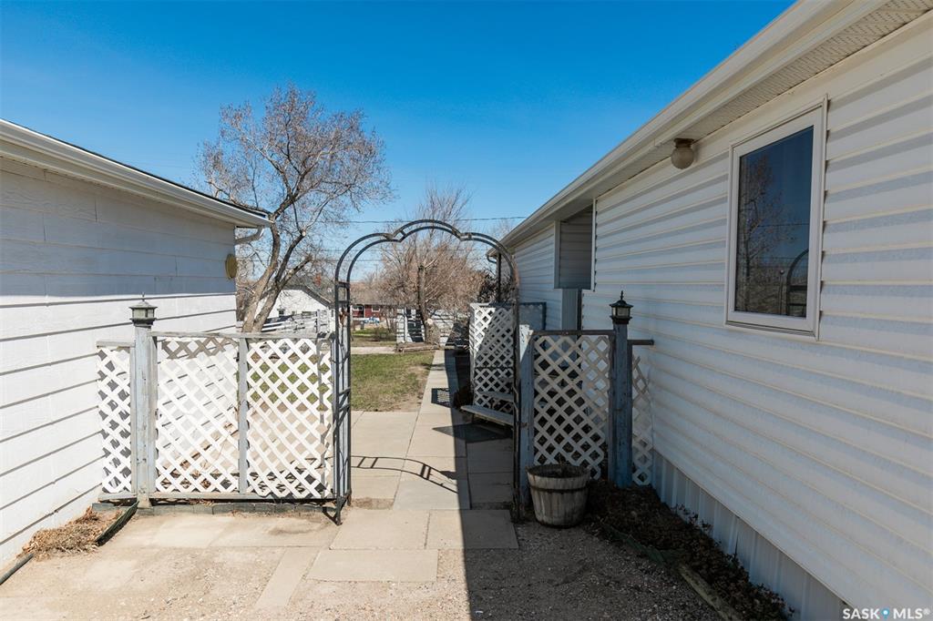 Fifth View of 224 Pacific Avenue, Kerrobert, Saskatchewan, S0L 1R0