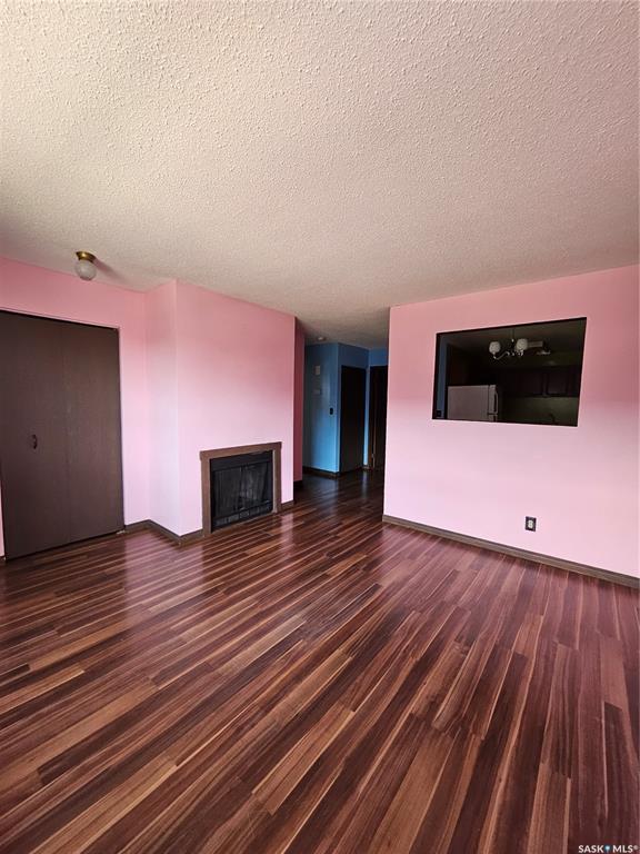 Third View of 525 Dufferin Avenue #204, Hillside, Estevan, Saskatchewan, S4A 2J1