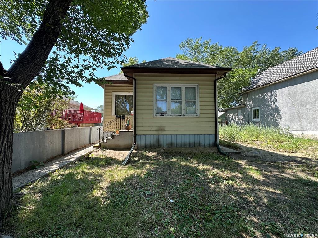 MLS® listing #SK025118 for sale located at 1750 Ottawa Street