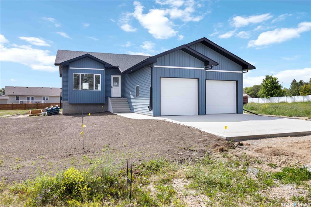 Second View of 210 2nd Street S, Waldheim, Saskatchewan, S0K 4R0