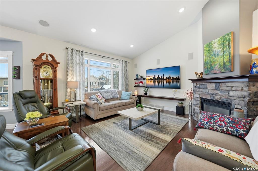 Fifth View of 1202 Beechmont View, Briarwood, Saskatoon, Saskatchewan, S7V 1E1