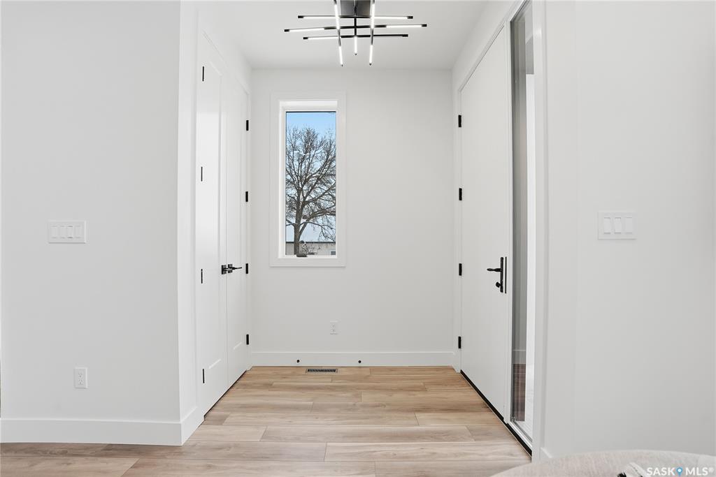 Fourth View of 1139 13 Th Street E, Varsity View, Saskatoon, Saskatchewan, S7H 0B8