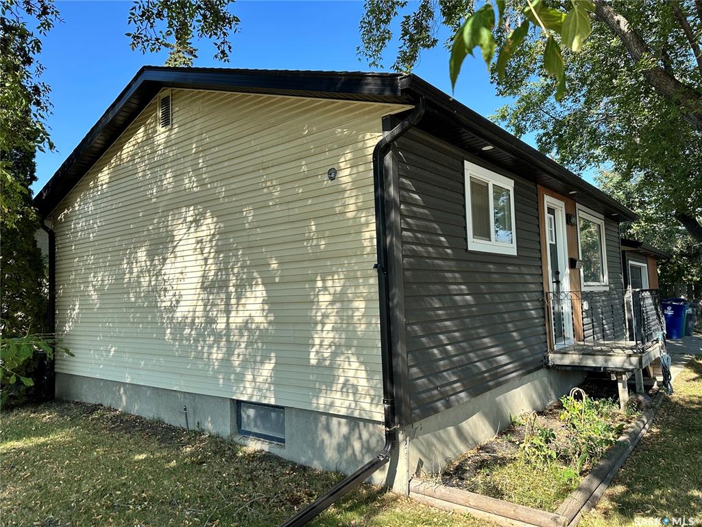 Second View of 400 Gray Avenue, Forest Grove, Saskatoon, Saskatchewan, S7N 2H9