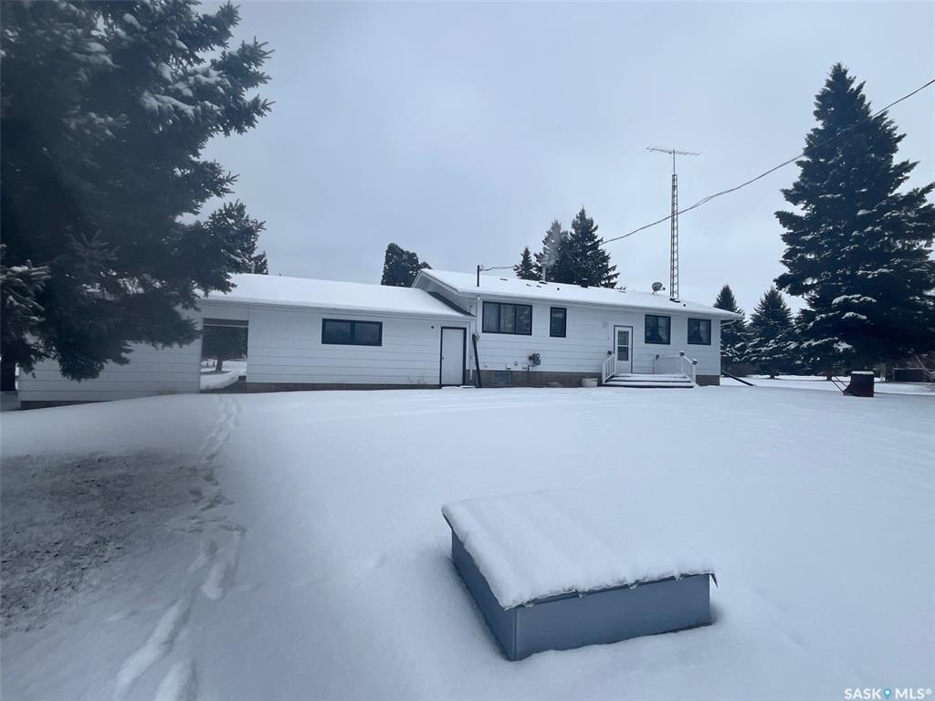 Fifth View of 403 Cedar Avenue, Buckland Rm No. 491, Saskatchewan, S6V 5R3