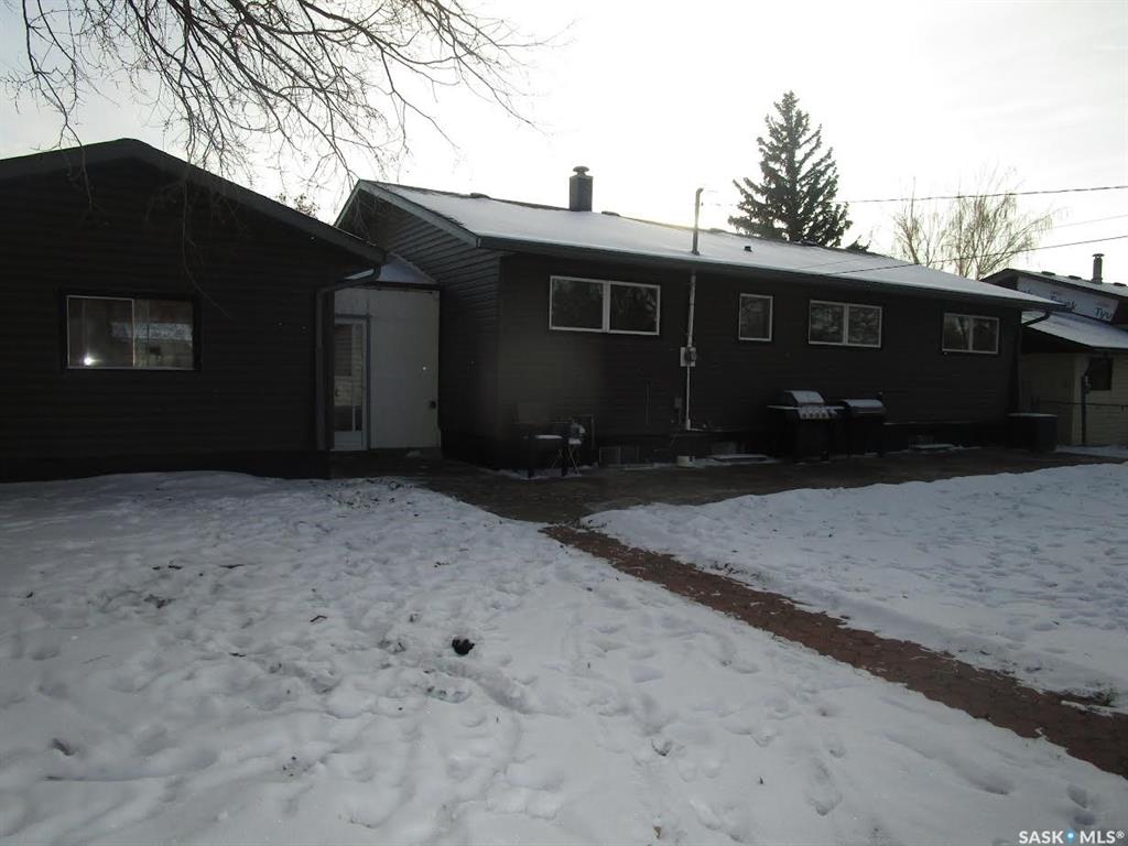 Third View of 249 6th Avenue E, Gravelbourg, Saskatchewan, S0H 1X0