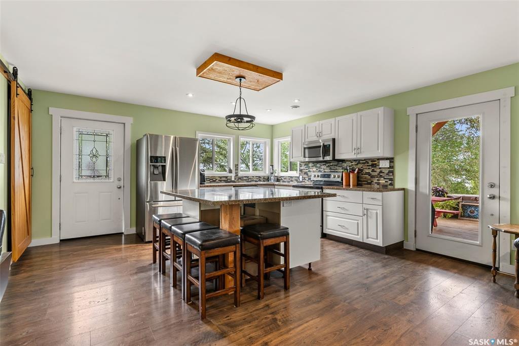 Third View of 225 3rd Street E, Regina Beach, Saskatchewan, S0G 4C0