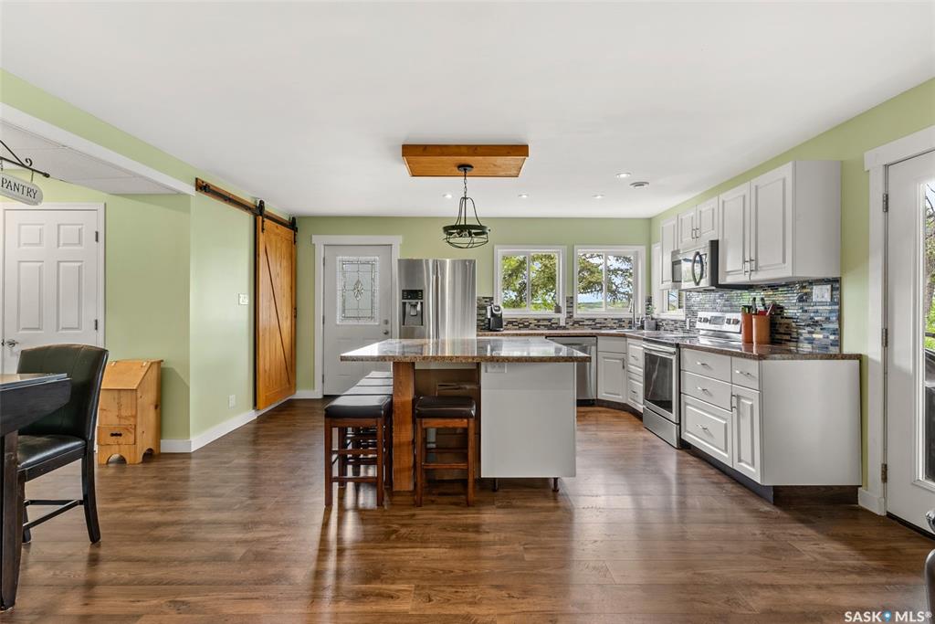 Fourth View of 225 3rd Street E, Regina Beach, Saskatchewan, S0G 4C0