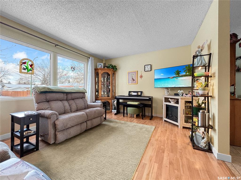 Third View of 118 Cockburn Crescent, Pacific Heights, Saskatoon, Saskatchewan, S7L 5R9