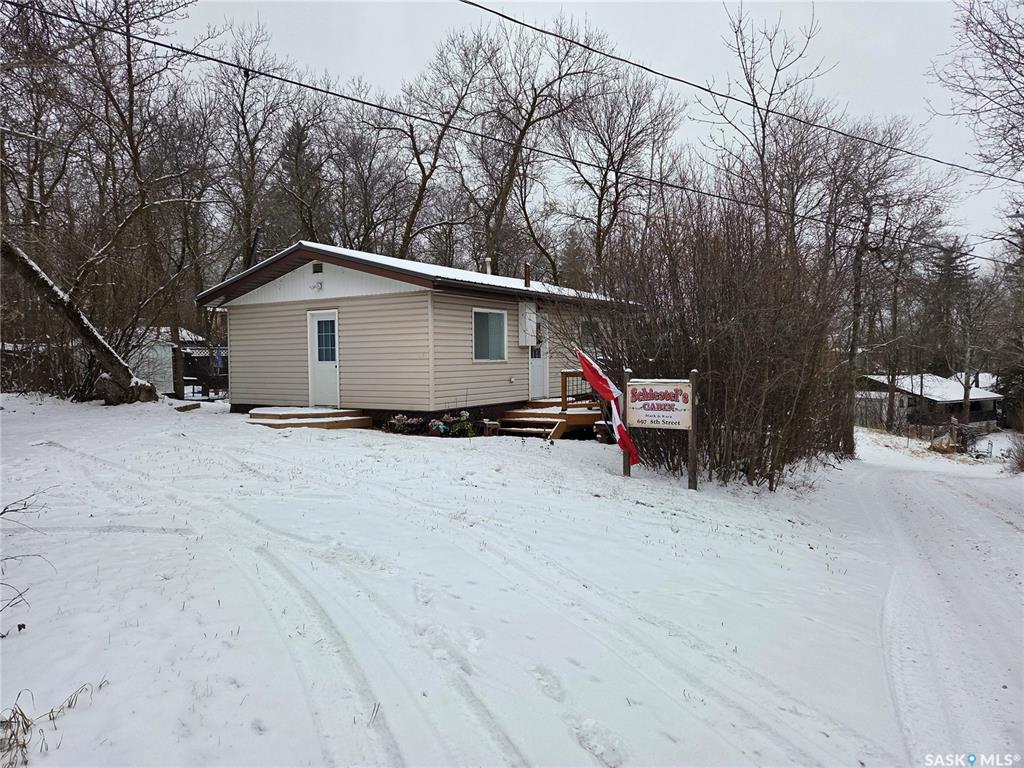 Fourth View of 697 8th Street, White Bear IR 70, Saskatchewan, S0C 0R0