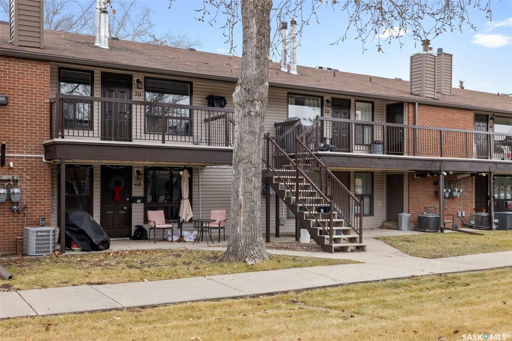 Second View of 70 Gore Place, Normanview West, Regina, Saskatchewan, S4T 7S4