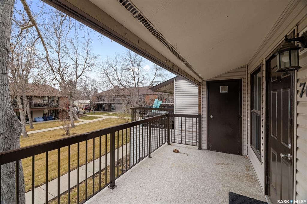 Fourth View of 70 Gore Place, Normanview West, Regina, Saskatchewan, S4T 7S4