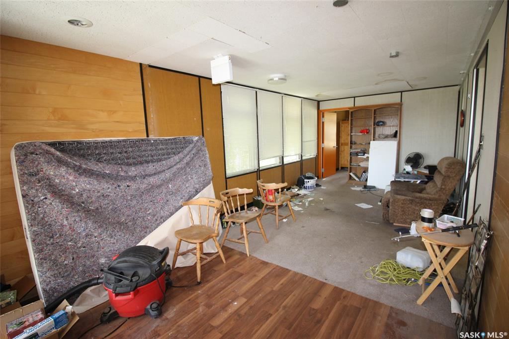 Fourth View of 303 1st Avenue W, Climax, Saskatchewan, S0N 0N0