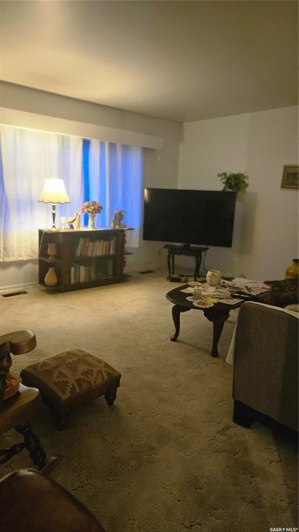 832 Peters Avenue, SK025484, Saskatchewan,