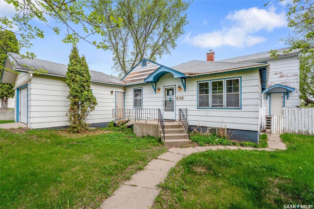 Fourth View of 620 20th Street W, West Hill PA, Prince Albert, Saskatchewan, S6V 4H3