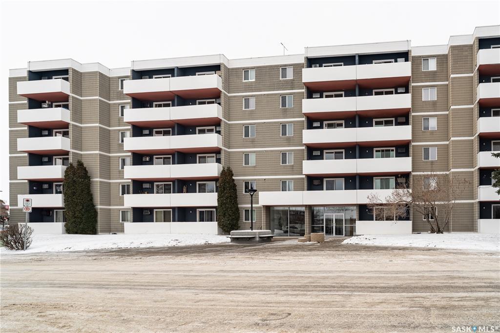 MLS® listing #SK025545 for sale located at 65 Westfield Drive #329