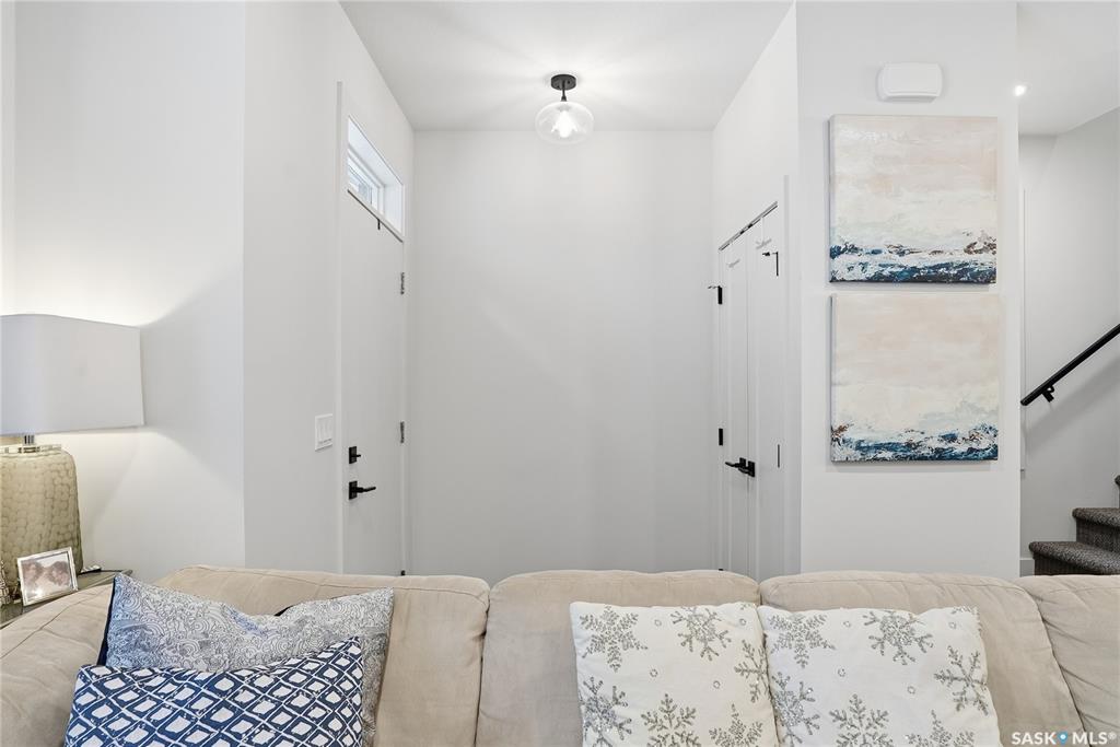 Second View of 712 7th Street E, Haultain, Saskatoon, Saskatchewan, S7H 0W2