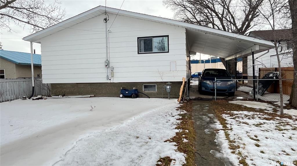 Fourth View of 310 Louis Avenue, Maple Creek, Saskatchewan, S0N 1N0