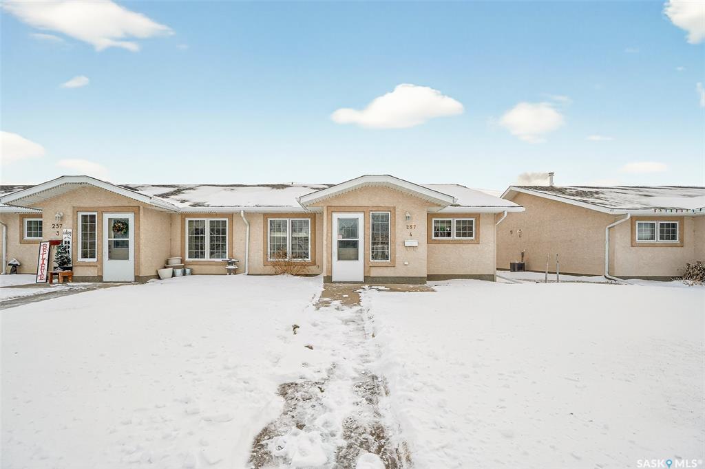 Second View of 257 Fairford Street W #4, Central MJ, Moose Jaw, Saskatchewan, S6H 1V5