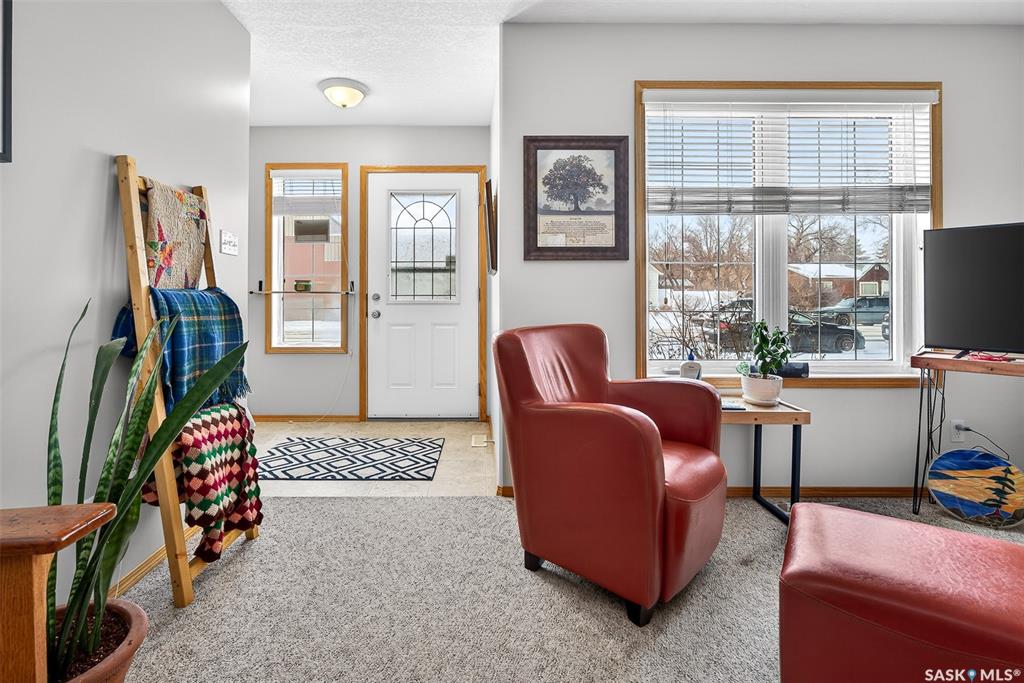 Fourth View of 257 Fairford Street W #4, Central MJ, Moose Jaw, Saskatchewan, S6H 1V5