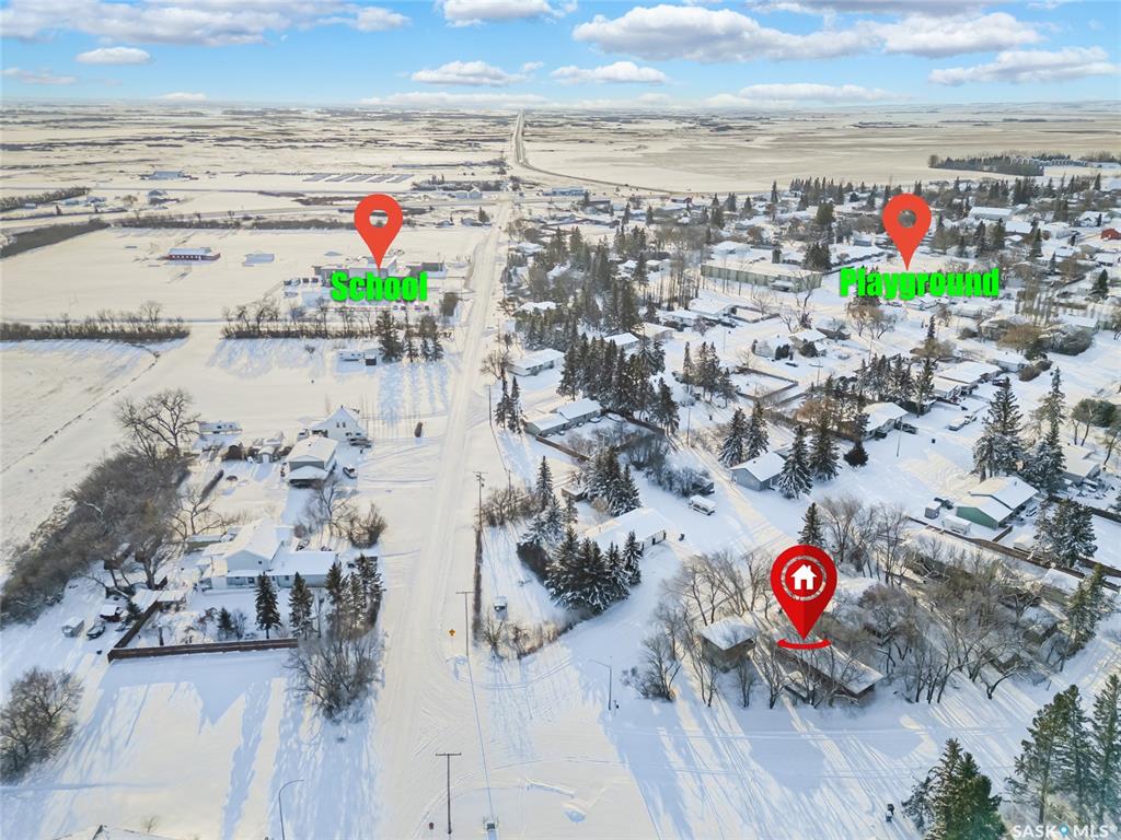 Fifth View of 327 1st Avenue E, Blaine Lake, Saskatchewan, S0J 0J0