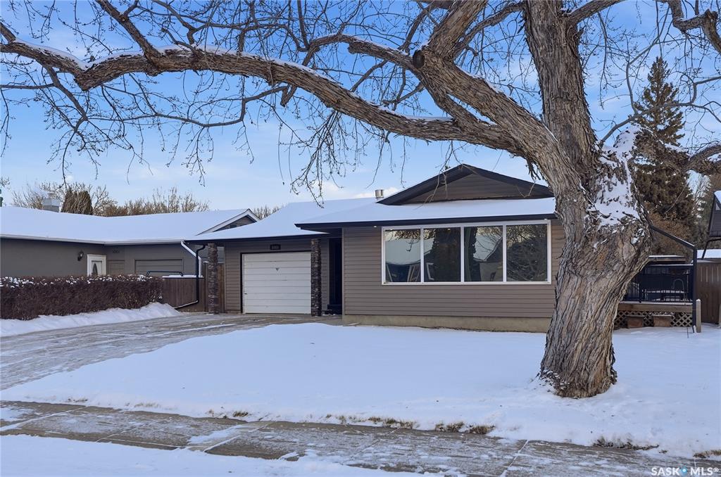 1065 East Centre, SK025661, Saskatchewan,