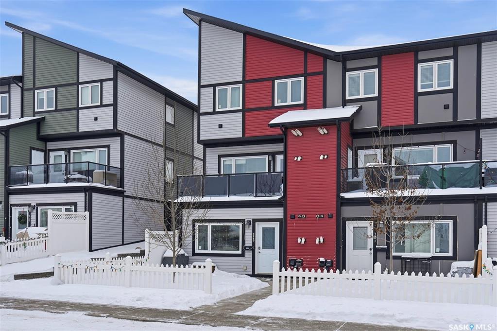 Second View of 320 Cornish Road #329, Stonebridge, Saskatoon, Saskatchewan, S7T 0Y3