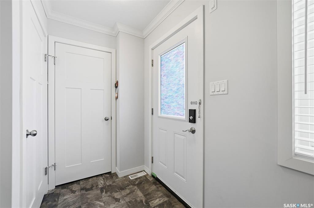 Third View of 320 Cornish Road #329, Stonebridge, Saskatoon, Saskatchewan, S7T 0Y3