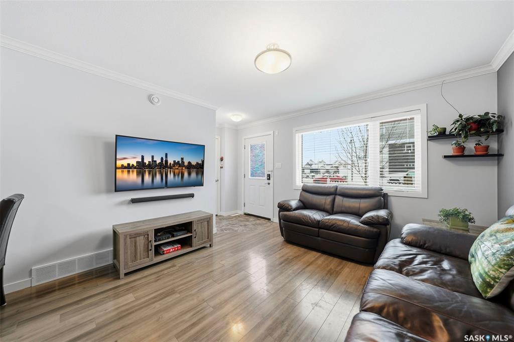 Fourth View of 320 Cornish Road #329, Stonebridge, Saskatoon, Saskatchewan, S7T 0Y3