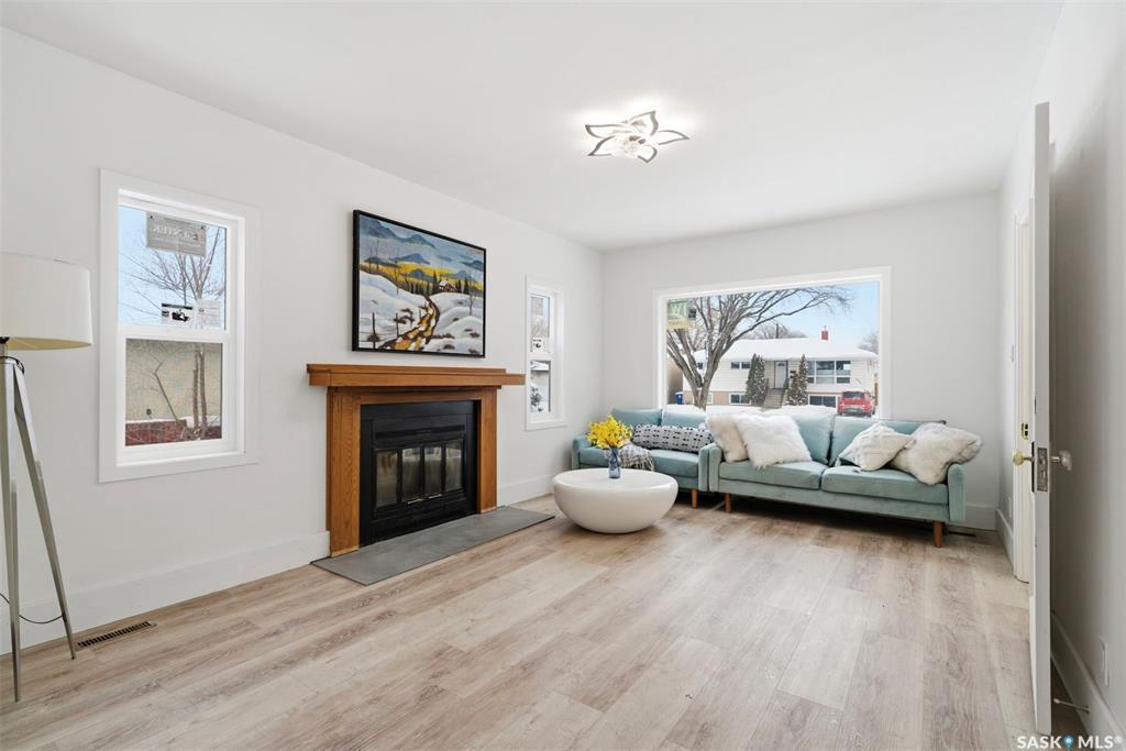 Fifth View of 1709 E Avenue N, Mayfair, Saskatoon, Saskatchewan, S7L 1V3