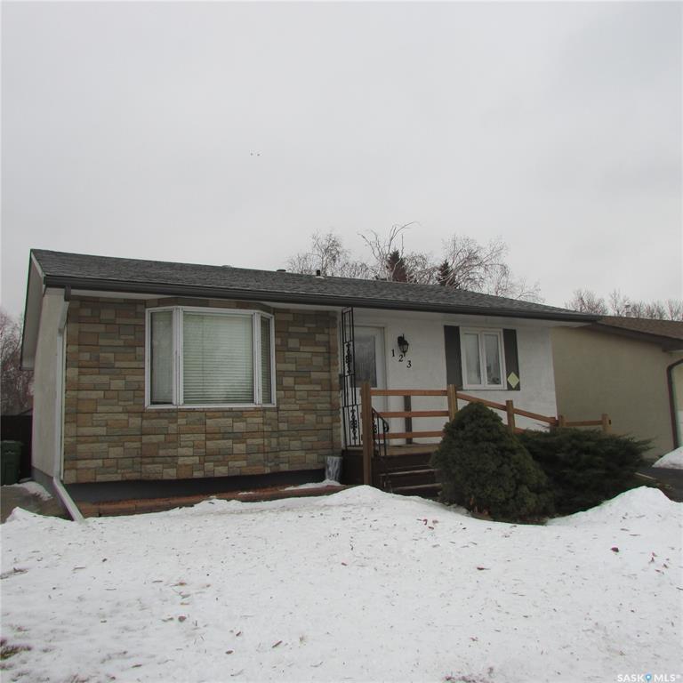 MLS® listing #SK025735 for sale located at 123 Bentley Drive