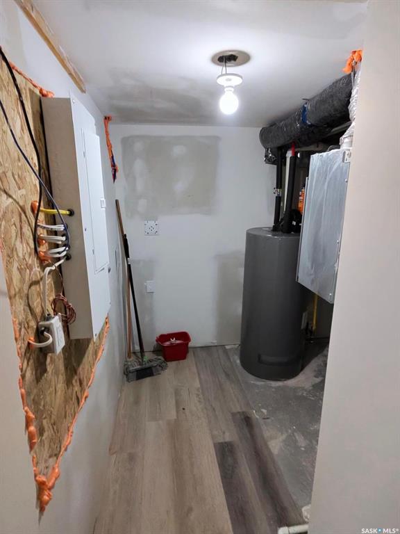 Third View of 401 S Avenue N, Mount Royal SA, Saskatoon, Saskatchewan, S7L 2Z9