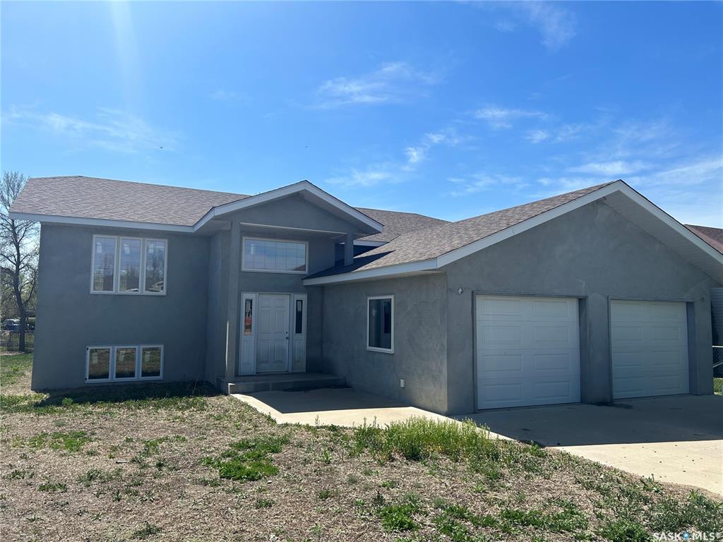 117 Carson Bay, SK025812, Saskatchewan,