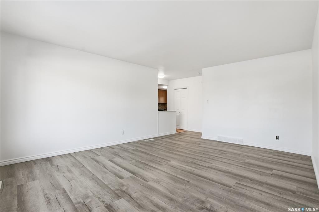 Fifth View of 1906 Louise Avenue, Holliston, Saskatoon, Saskatchewan, S7J 2C2