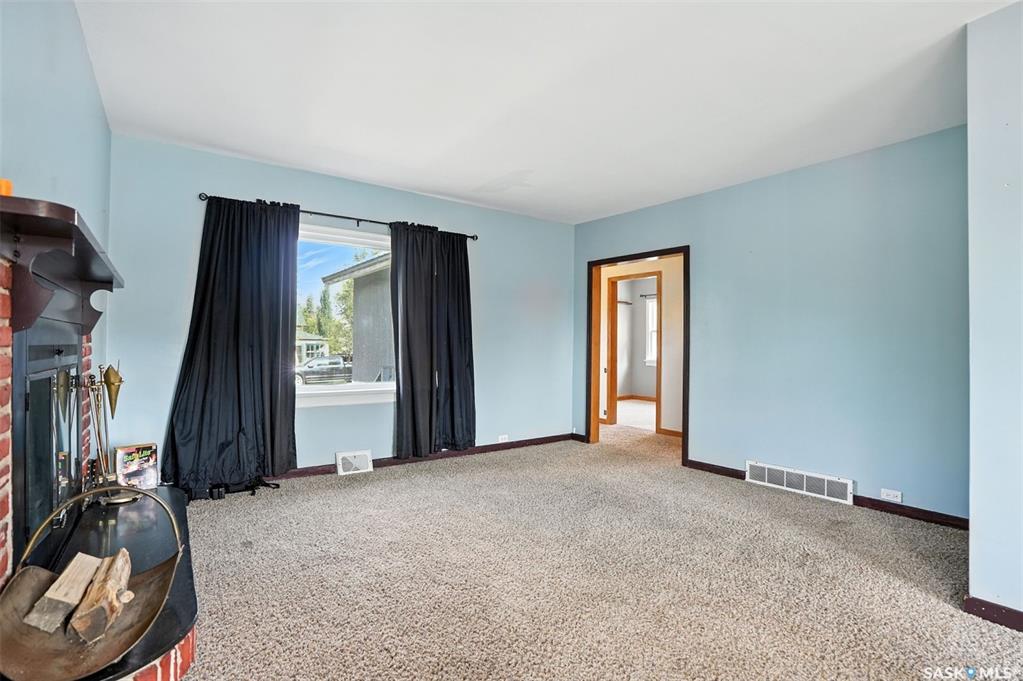 Fifth View of 106 3rd Avenue E, Nokomis, Saskatchewan, S0G 3R0