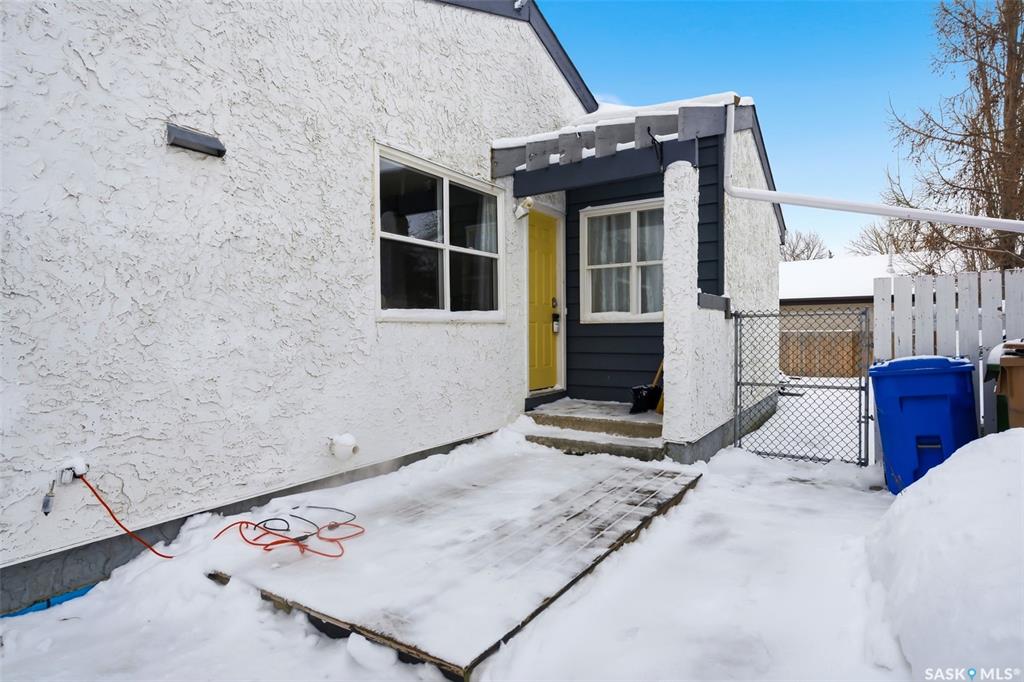 Third View of 874 Callander Crescent N, McCarthy Park, Regina, Saskatchewan, S4X 1Z4