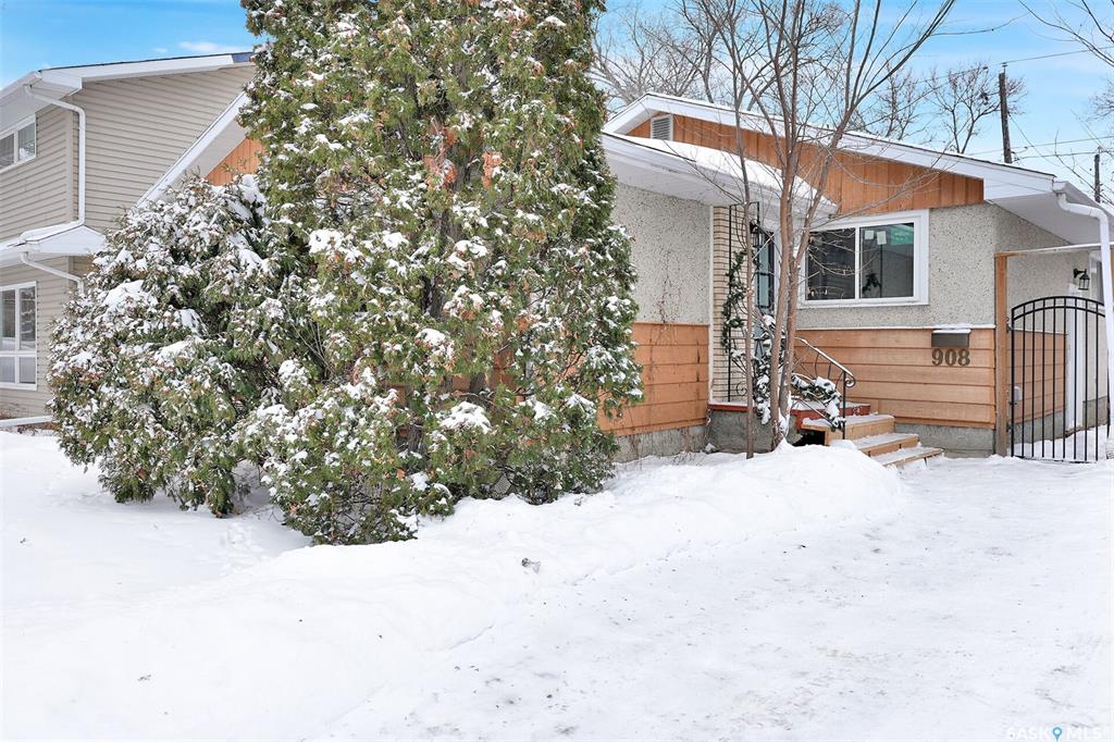 Second View of 908 Shannon Road, Whitmore Park, Regina, Saskatchewan, S4S 5K4