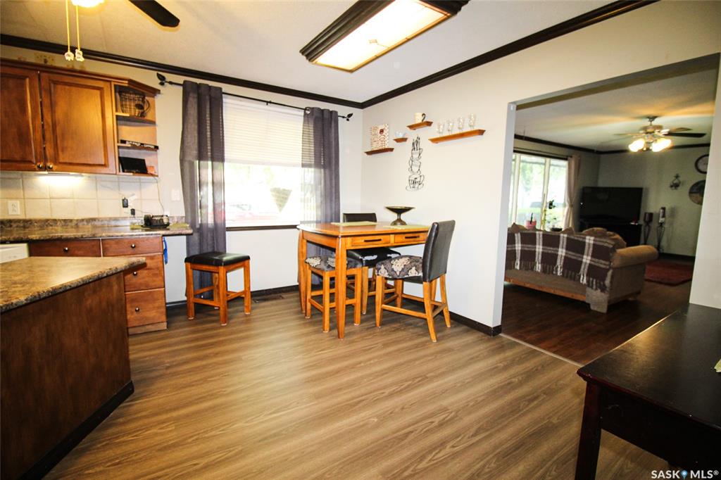 Fourth View of 724 4th Street E, Shaunavon, Saskatchewan, S0N 2M0