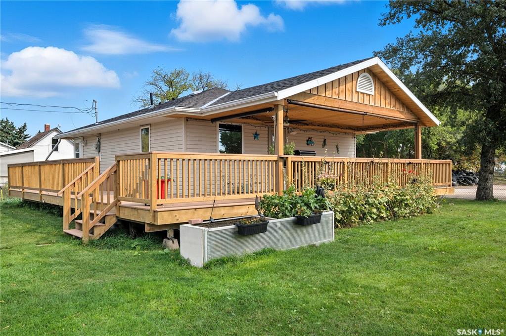 Third View of 16 Walsh Street, Qu'Appelle, Saskatchewan, S0G 4A0