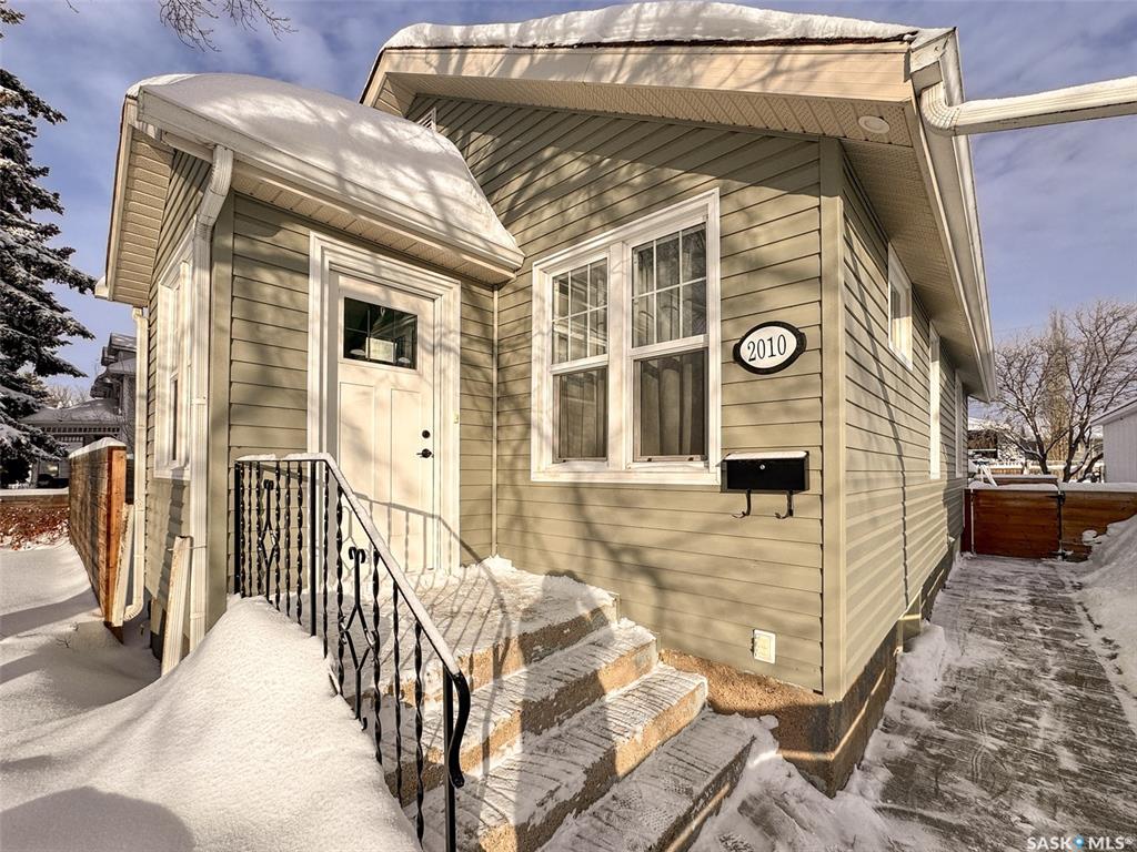 Fifth View of 2010 10th Street, Rosthern, Saskatchewan, S0K 3R0