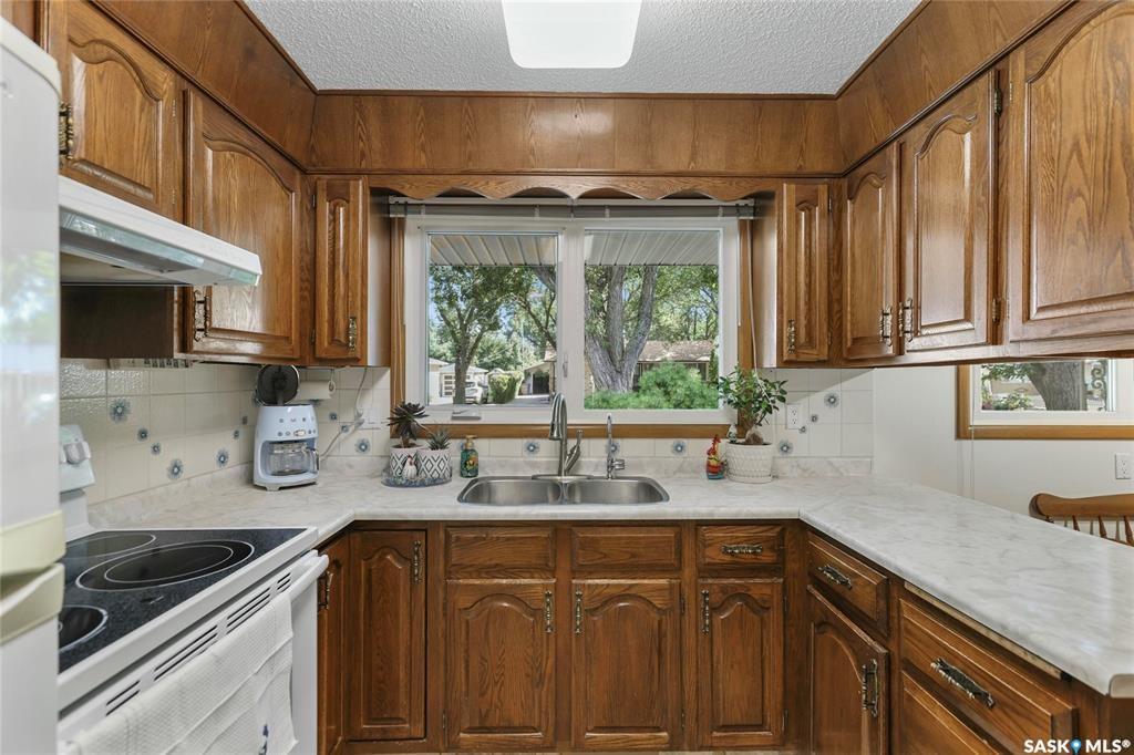 Fifth View of 144 Woodward Avenue, Coronation Park, Regina, Saskatchewan, S4R 3H4