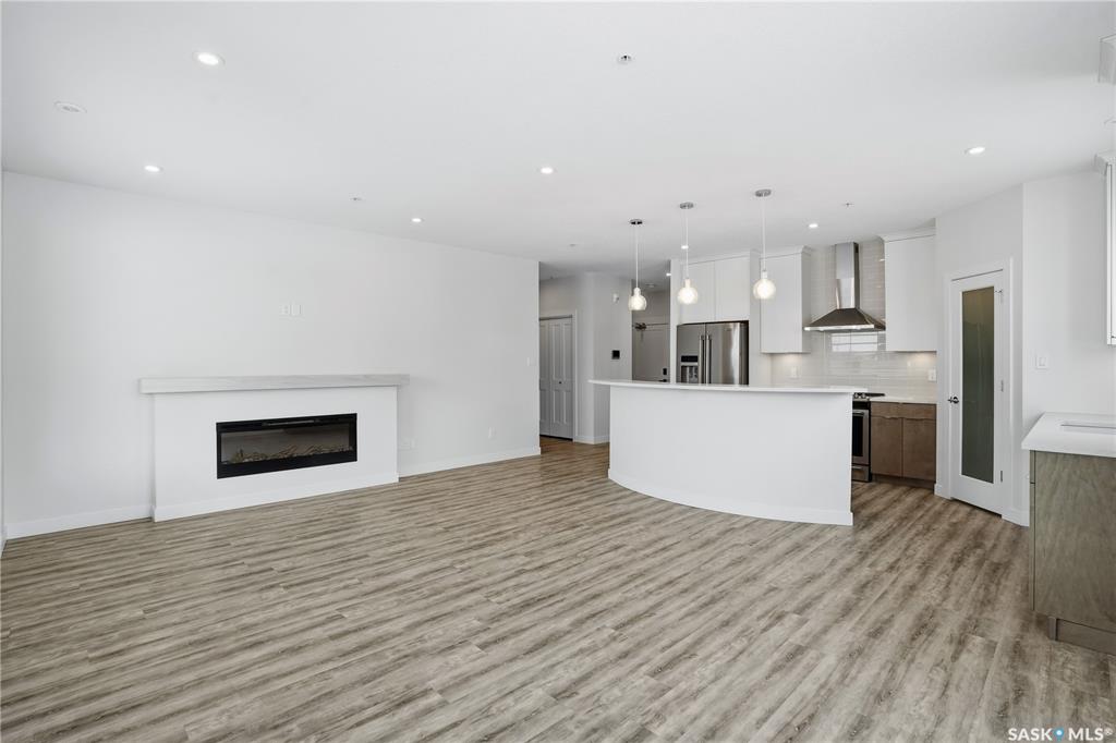 Third View of 3581 Evans Court #201, Hillsdale, Regina, Saskatchewan, S4S 7A3