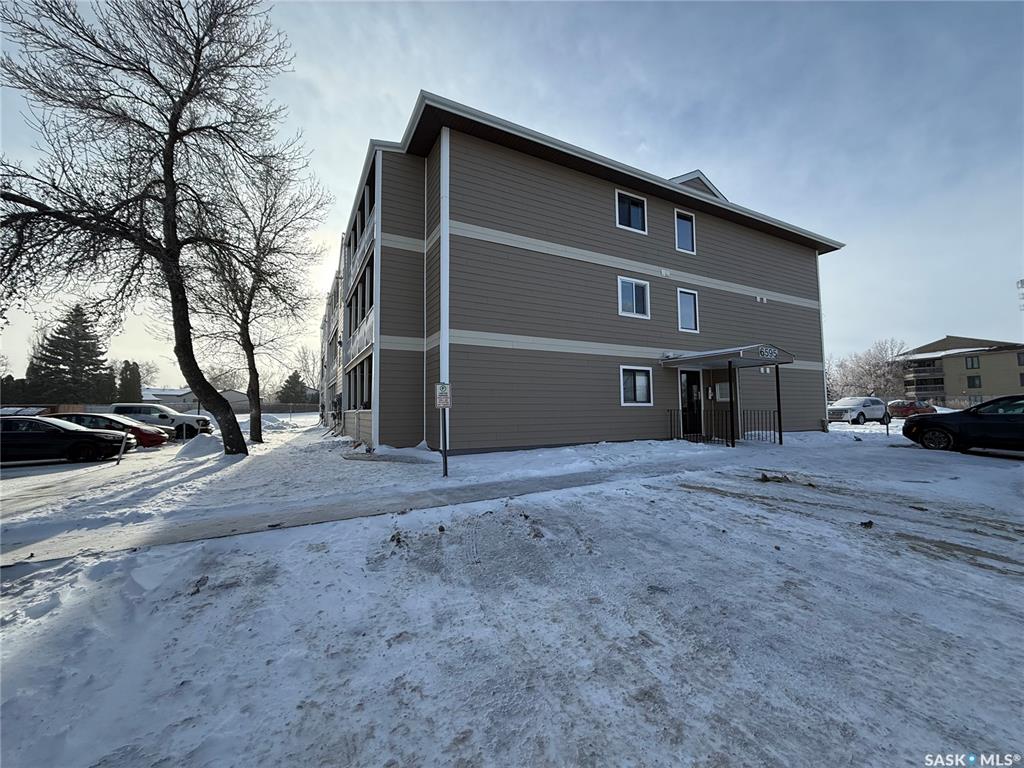 Second View of 6595 Rochdale Boulevard #15, McCarthy Park, Regina, Saskatchewan, S4X 2Z1