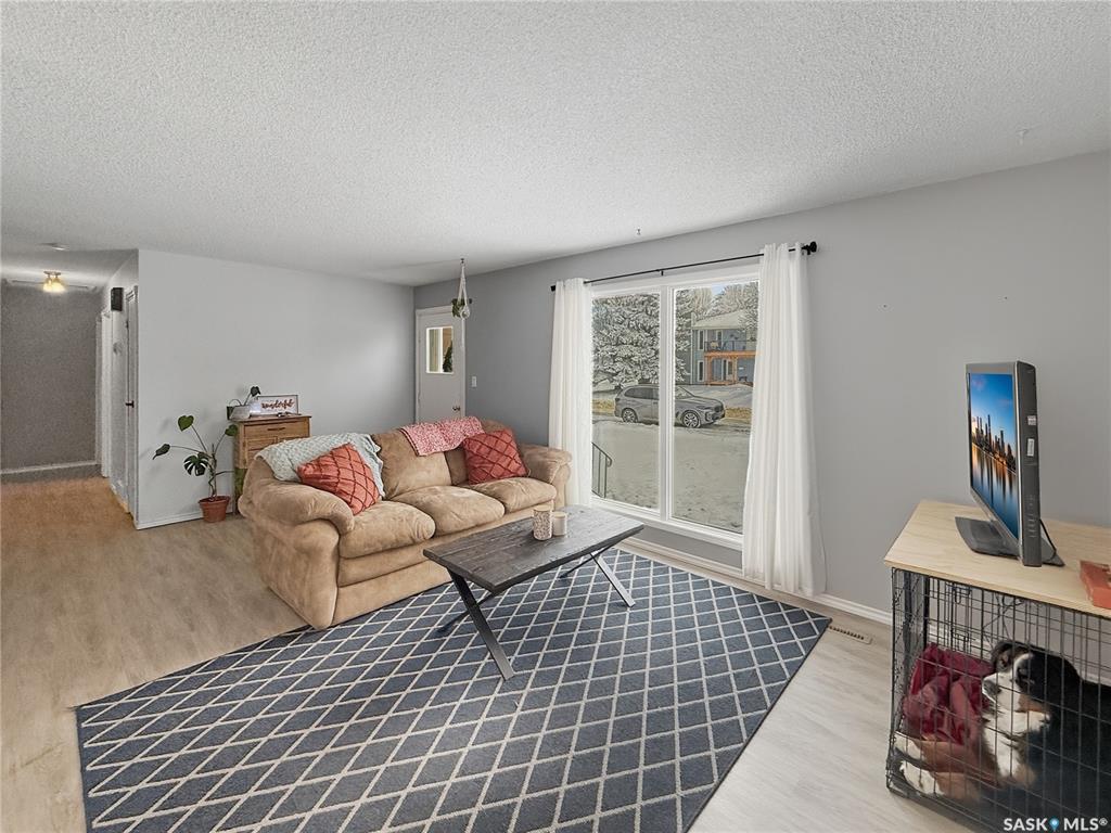 Second View of 413 Hayes Drive, South West SC, Swift Current, Saskatchewan, S9H 4H2