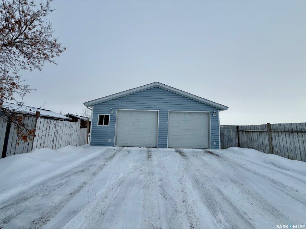 Third View of 30 West Road, Kindersley, Saskatchewan, S0L 1S0