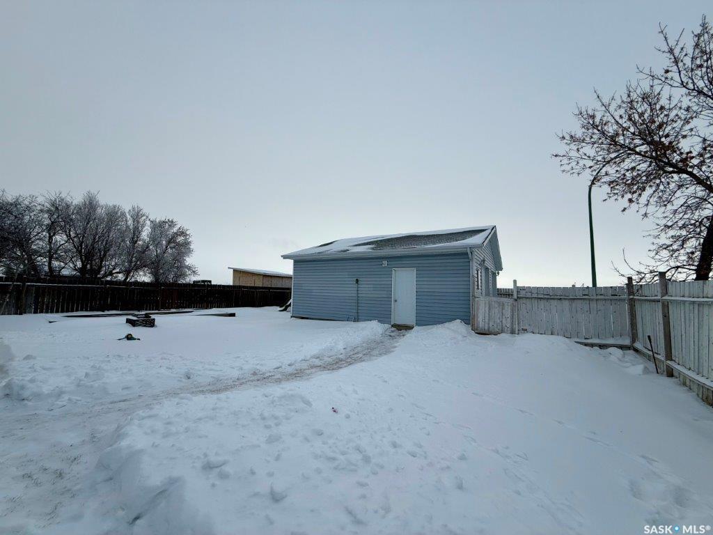 Fourth View of 30 West Road, Kindersley, Saskatchewan, S0L 1S0